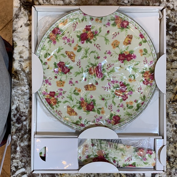Royal Albert SOC Spring Chintz Cake Plate & Server, NIB, beautiful piece - Picture 13 of 14
